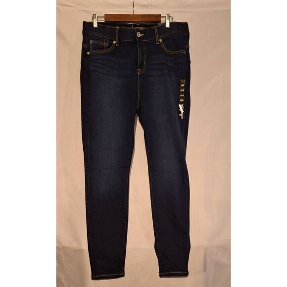 Torrid Bombshell Skinny Stretch High Rise Jean Canary Wharf Size 16 Reg‎ NEW - Picture 1 of 5